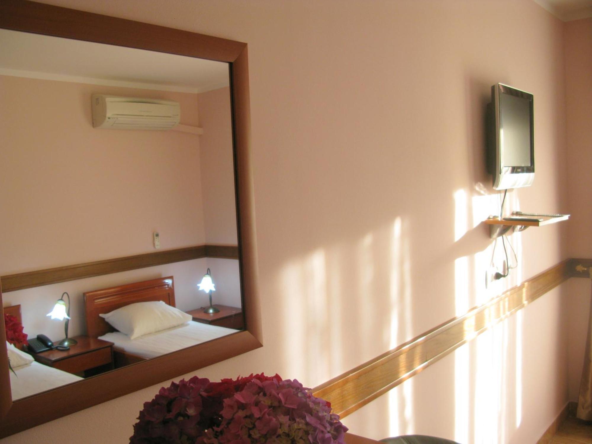 Garni Hotel Koral Budva Pokoj fotografie