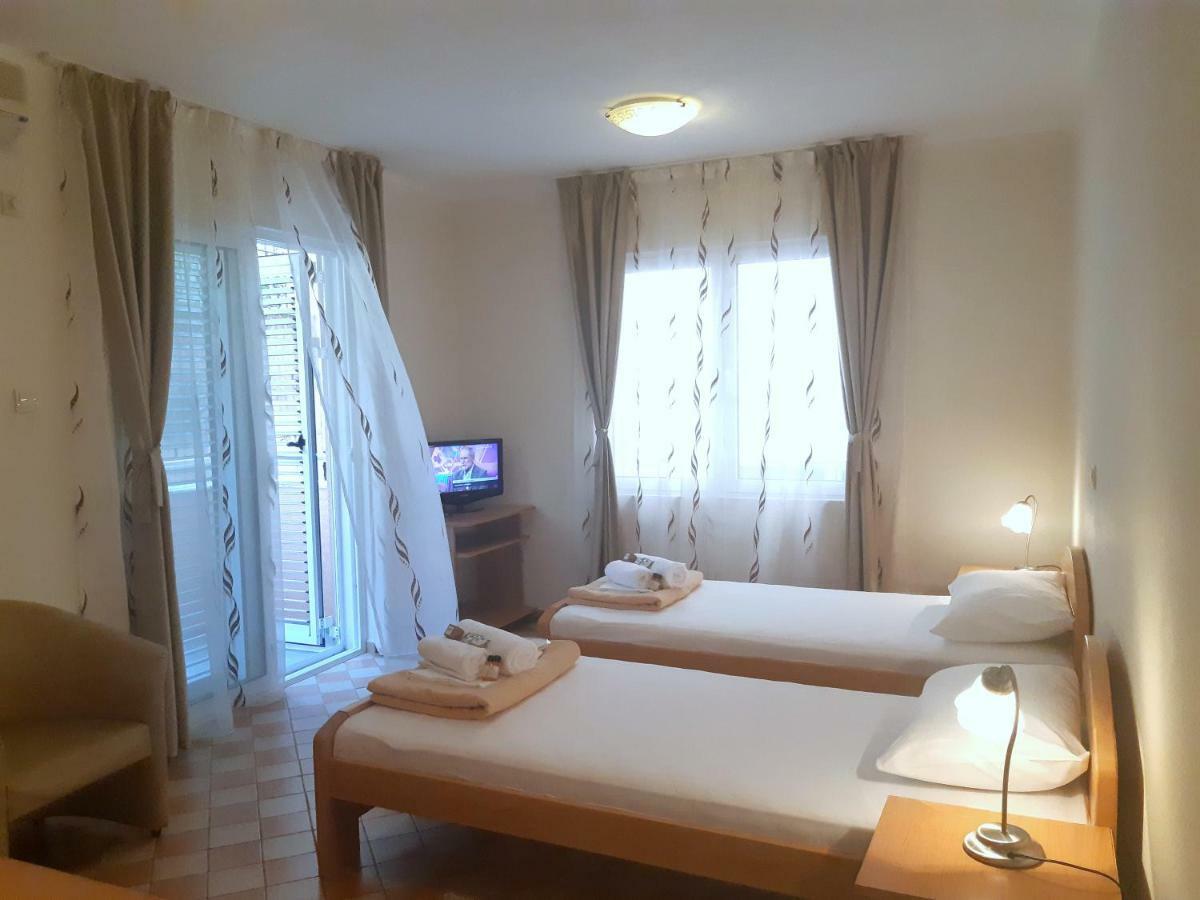Garni Hotel Koral Budva Pokoj fotografie